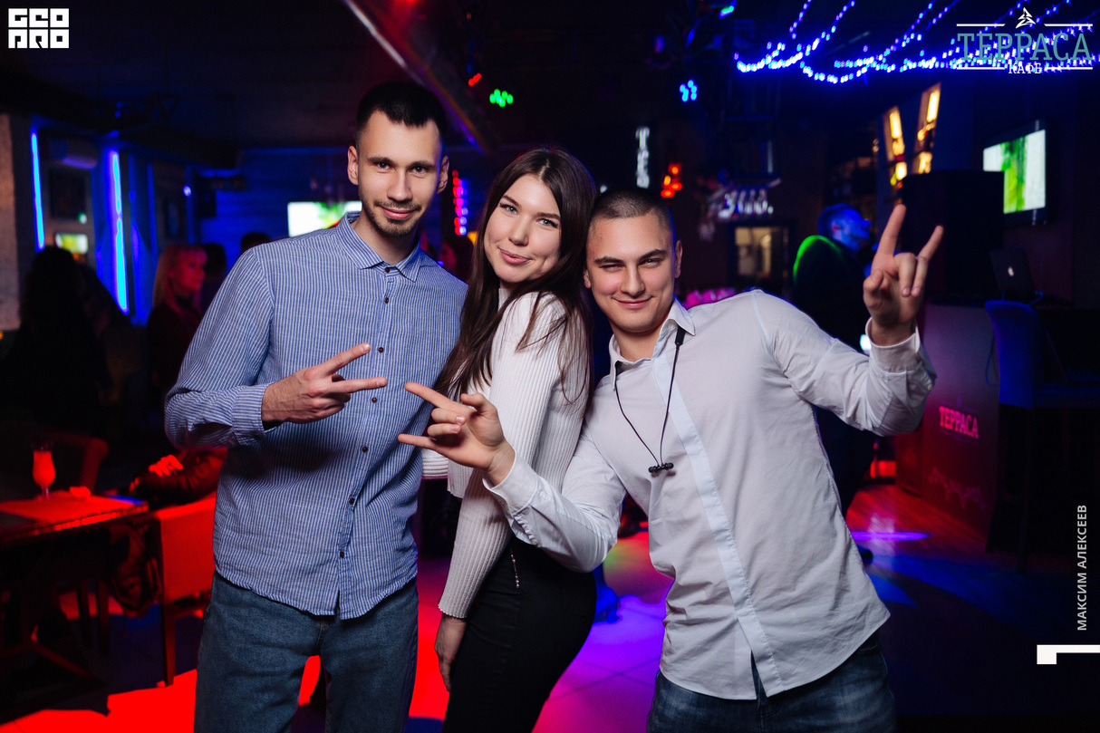 Воскресенье в кафе Терраса 9