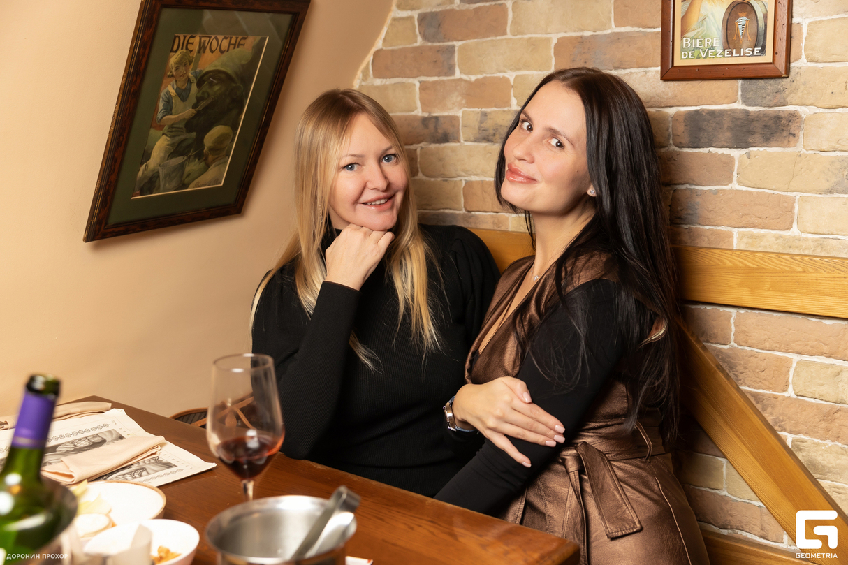 RUSSIAN GIRL в ресторане BIERHAUSE 17