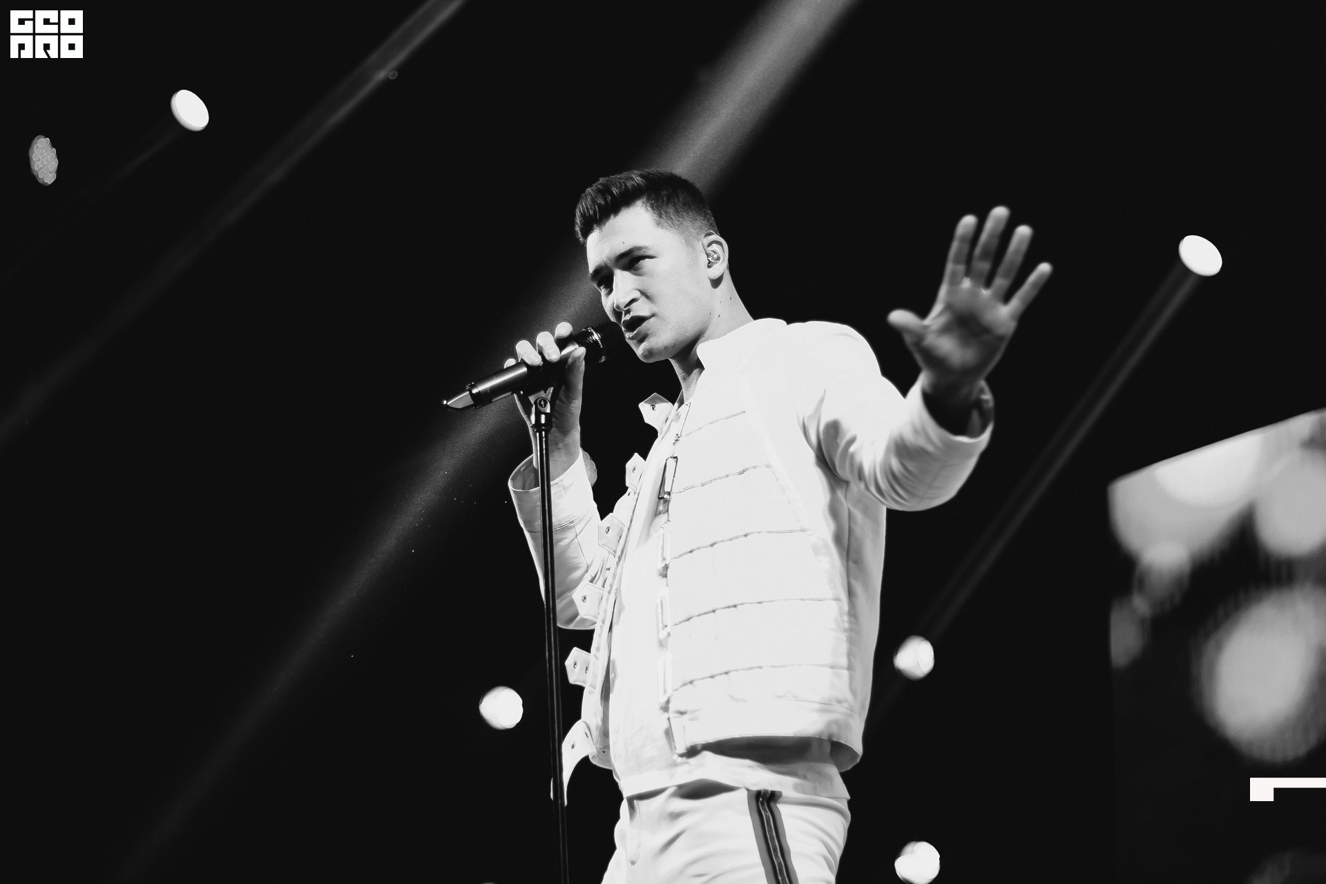 282_21-12-09 ISAEVA KASHIN SHVETS.jpg