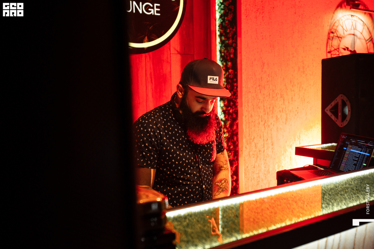 ИЗИ LOUNGE | PANTHER 14