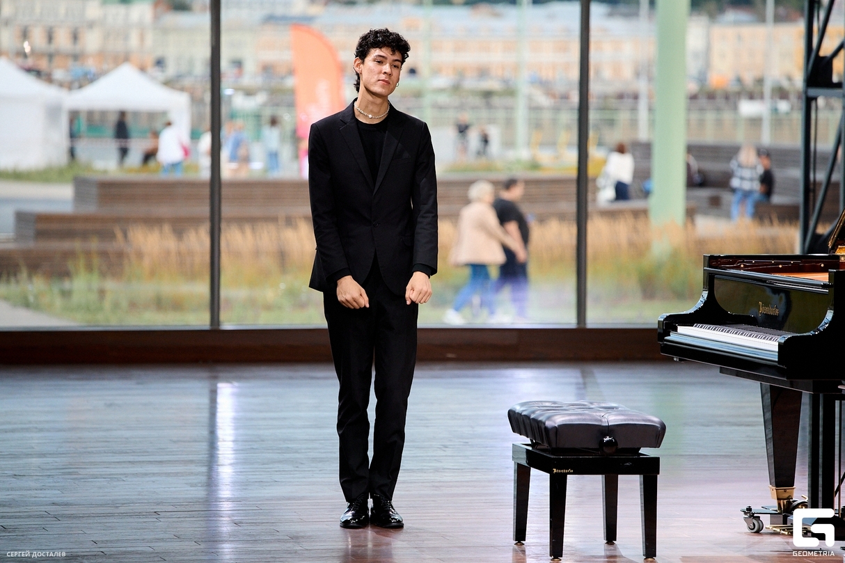 Pianissimo 23