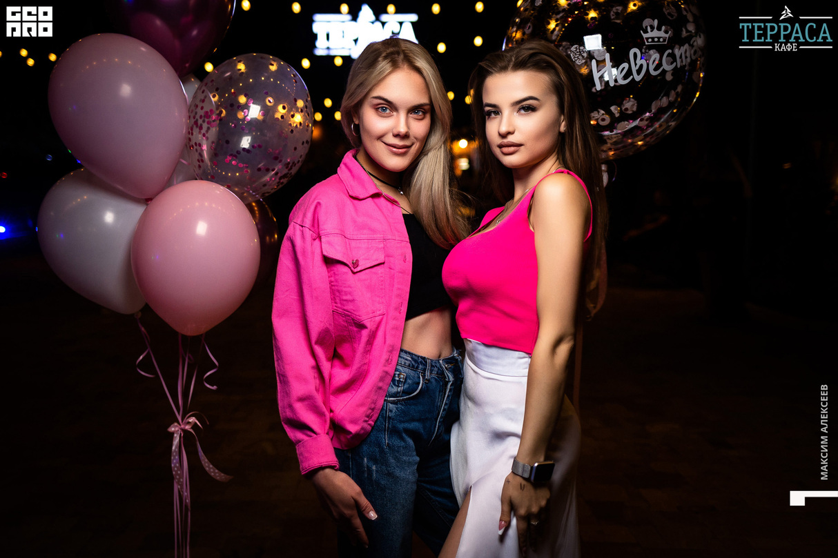 Пятница в Кафе Терраса 9