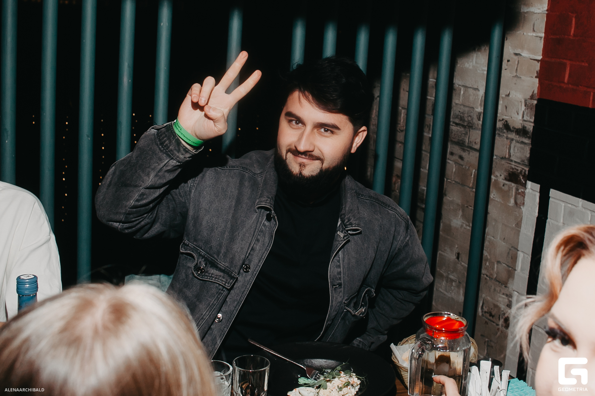 2023-12-08 20-00-38_alenaarchibald030.JPG