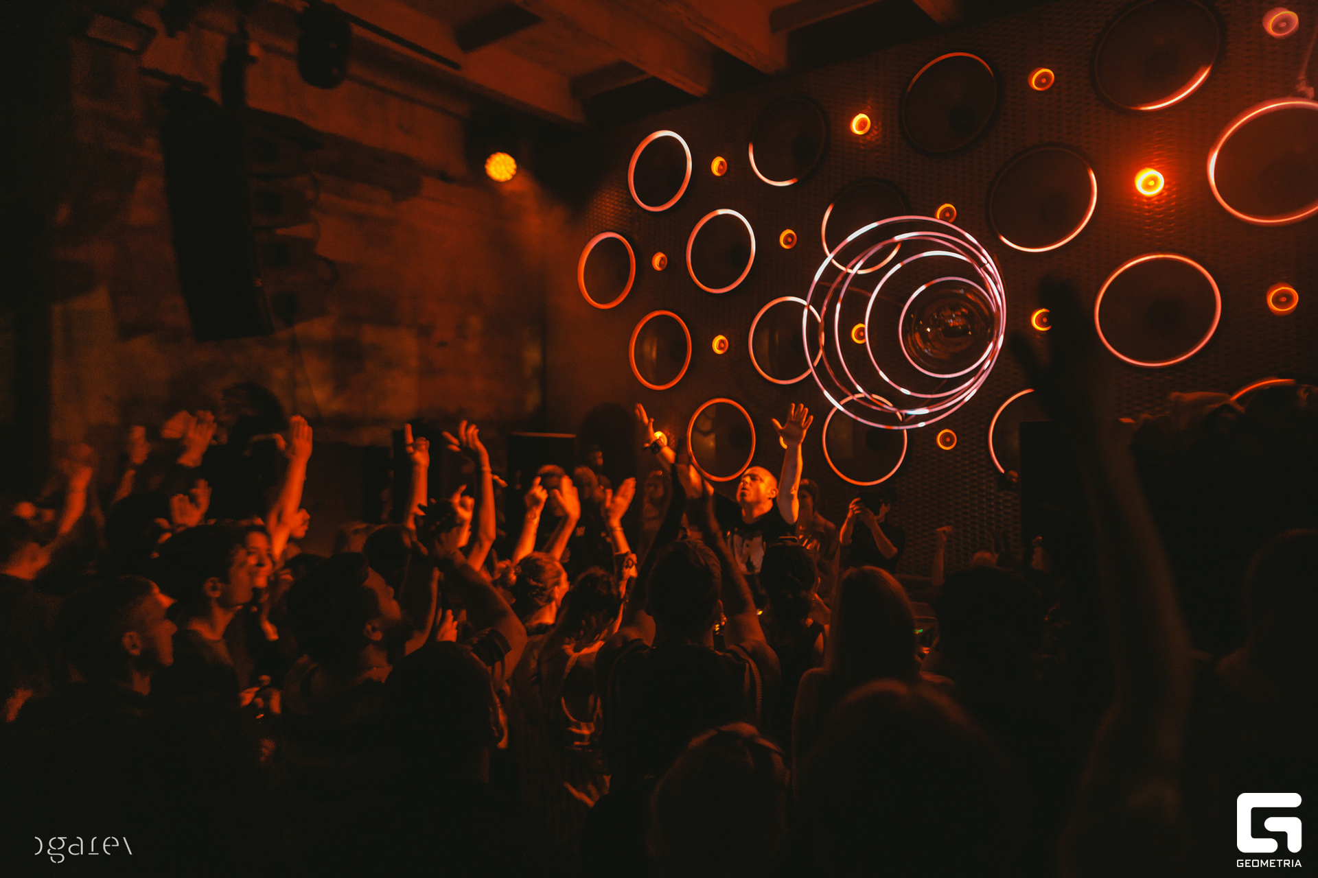 OUTLINE 2024-427-232.jpg