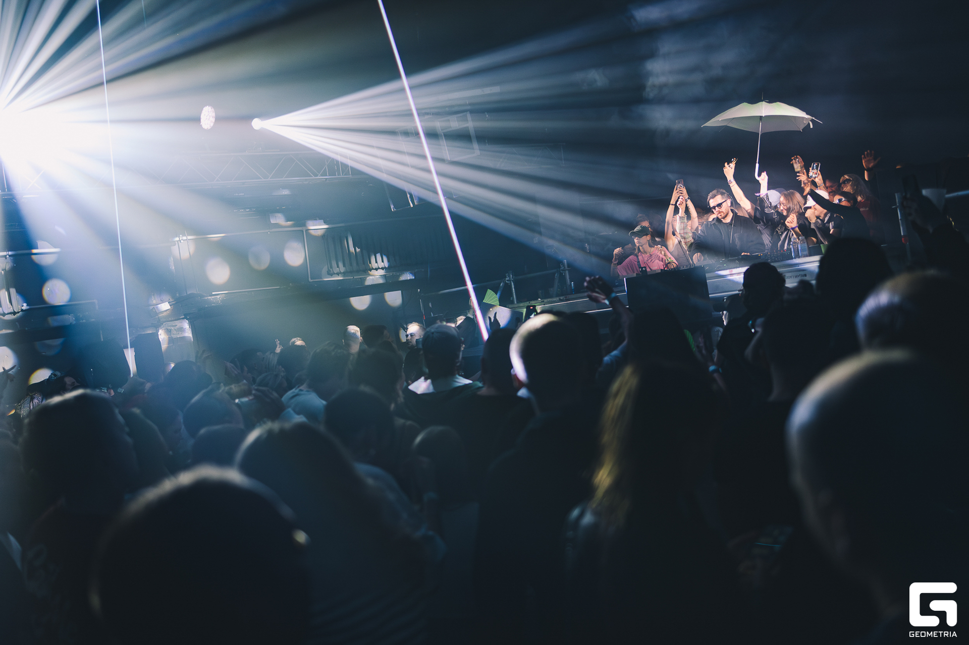 np-242-пари ночь0100.jpg