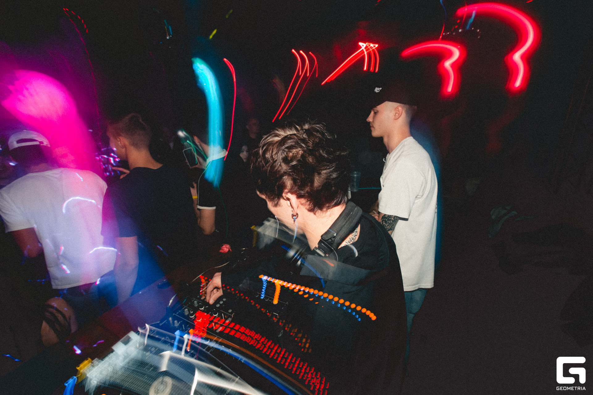 119 Repeat 21.10.jpg