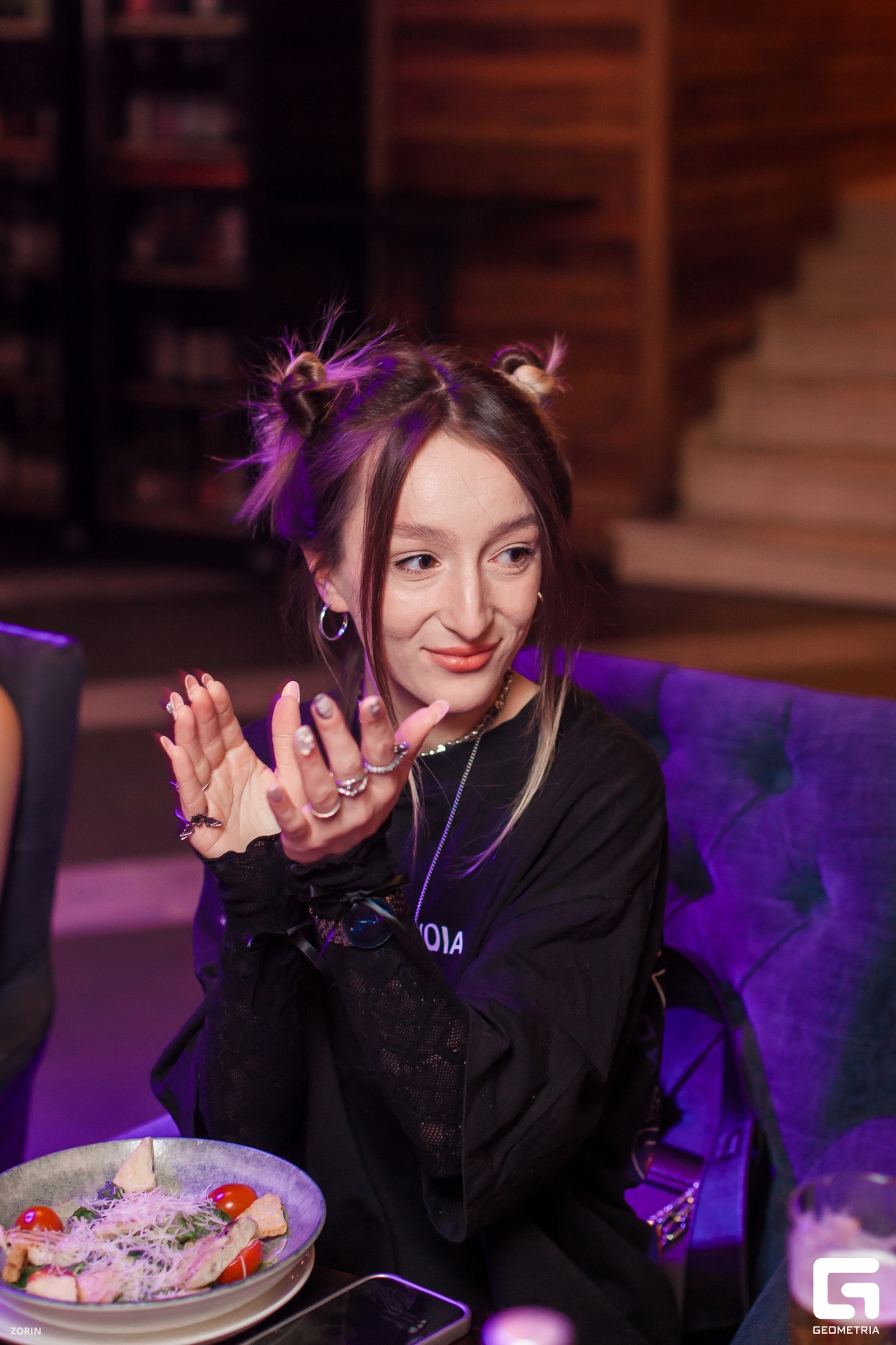 029-20-00-08-28-12-24- Zorin.jpg