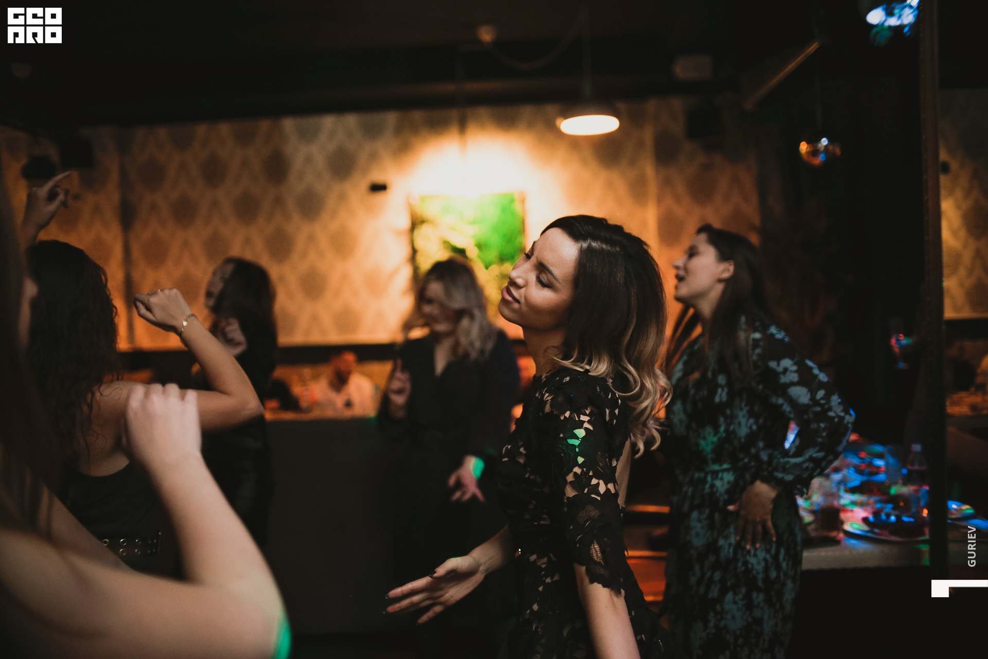 alphaSHOT prime100000-100139.jpg