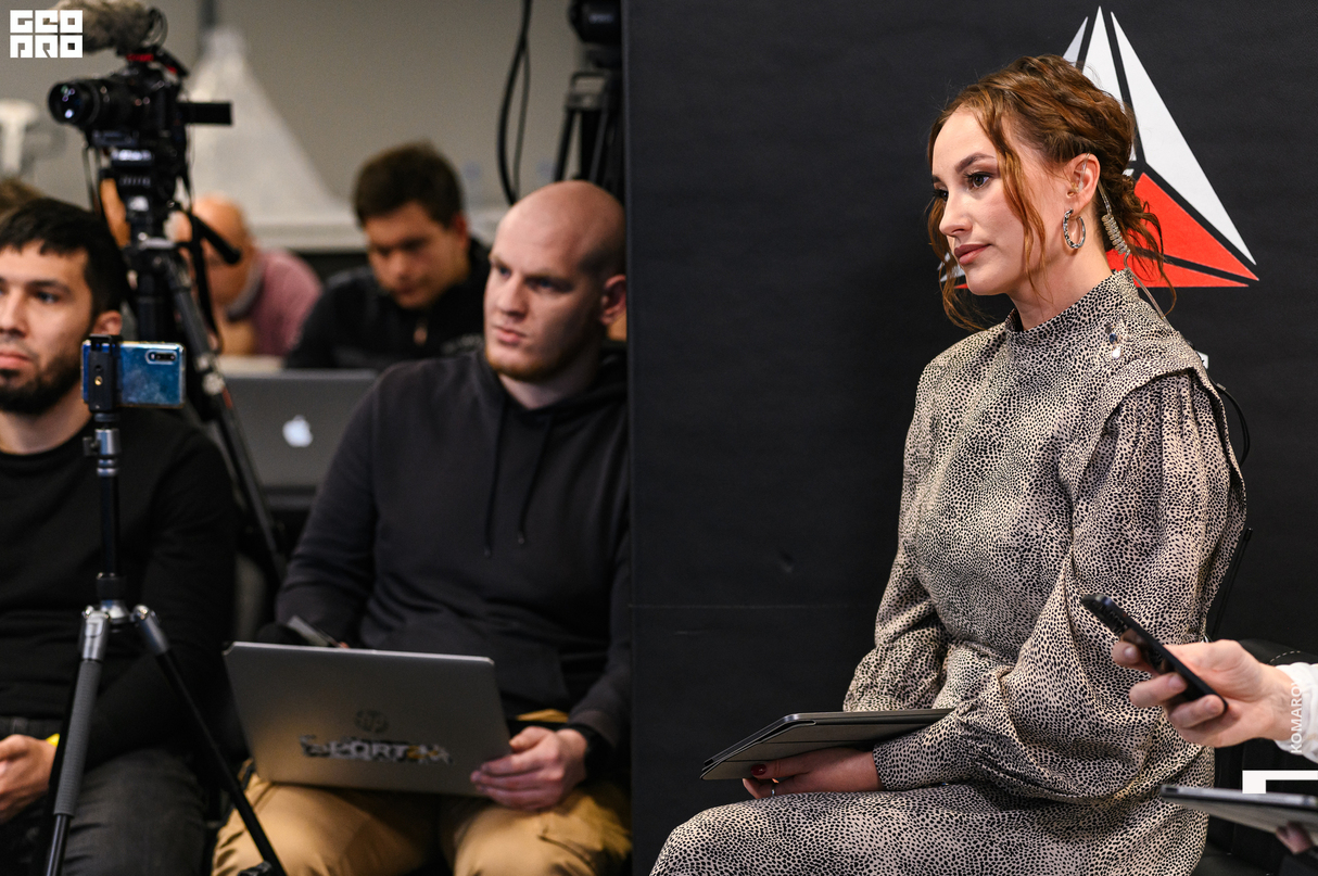 Пресс-конференция чемпиона UFC Петра Яна 19