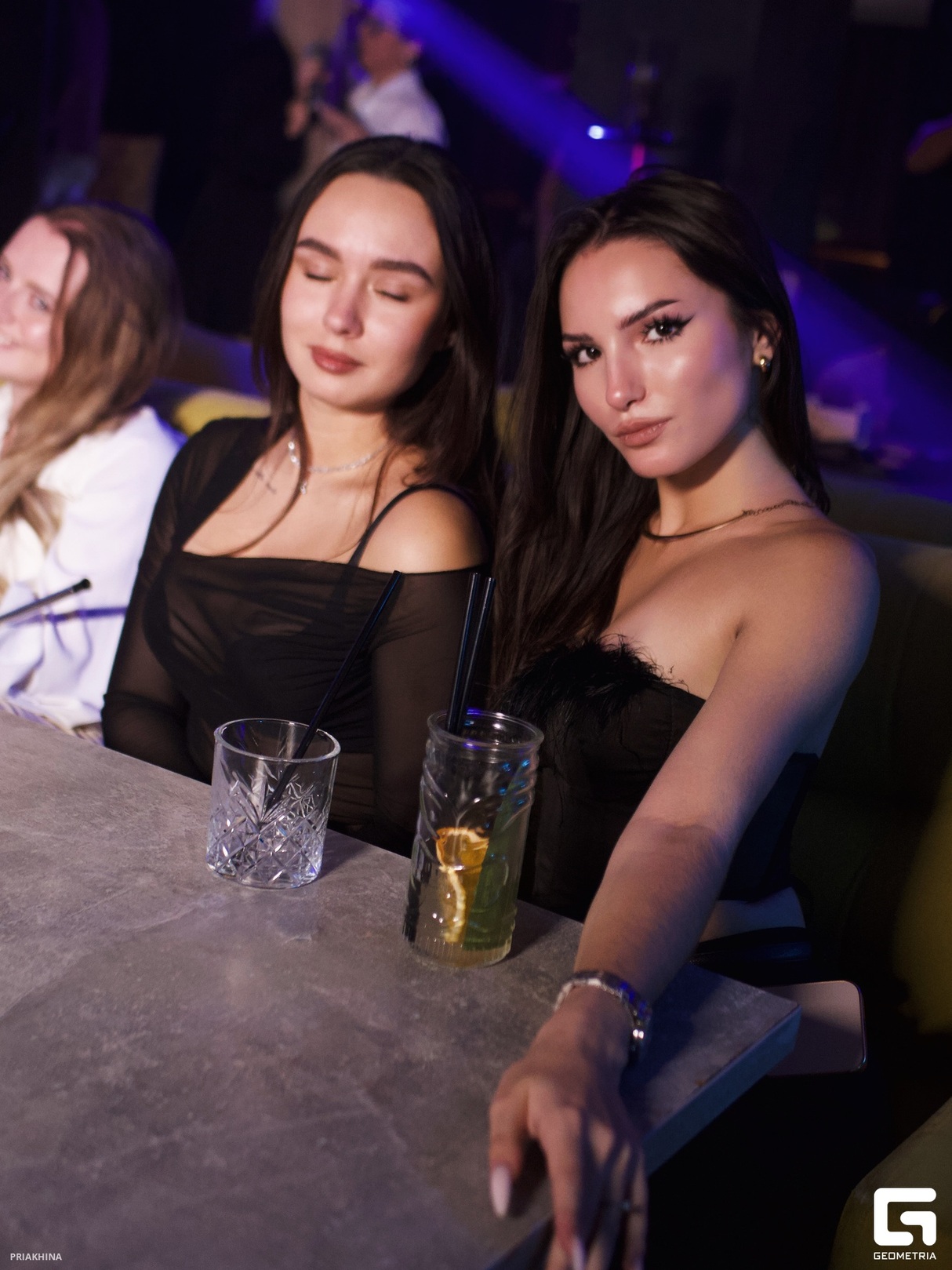 Saturday party 25