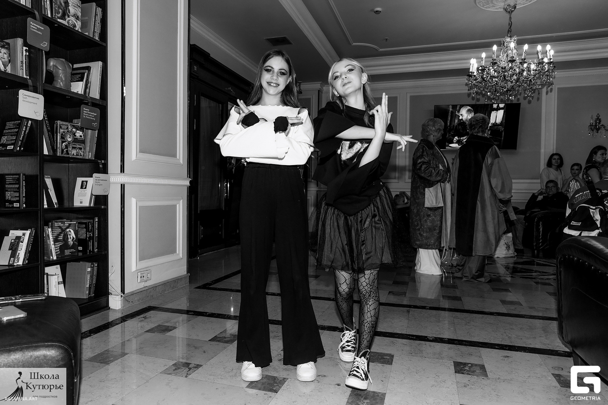 ПОКАЗ ШКОЛЫ КУТЮРЬЕ АЛЕСИ КНЯЗЕВОЙ НА GEO FASHION WEEK 2024 ОСЕНЬ 23