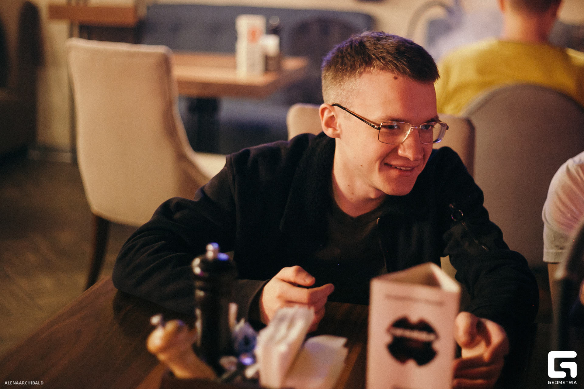 2023-09-29 21-00-58_alenaarchibald020.JPG