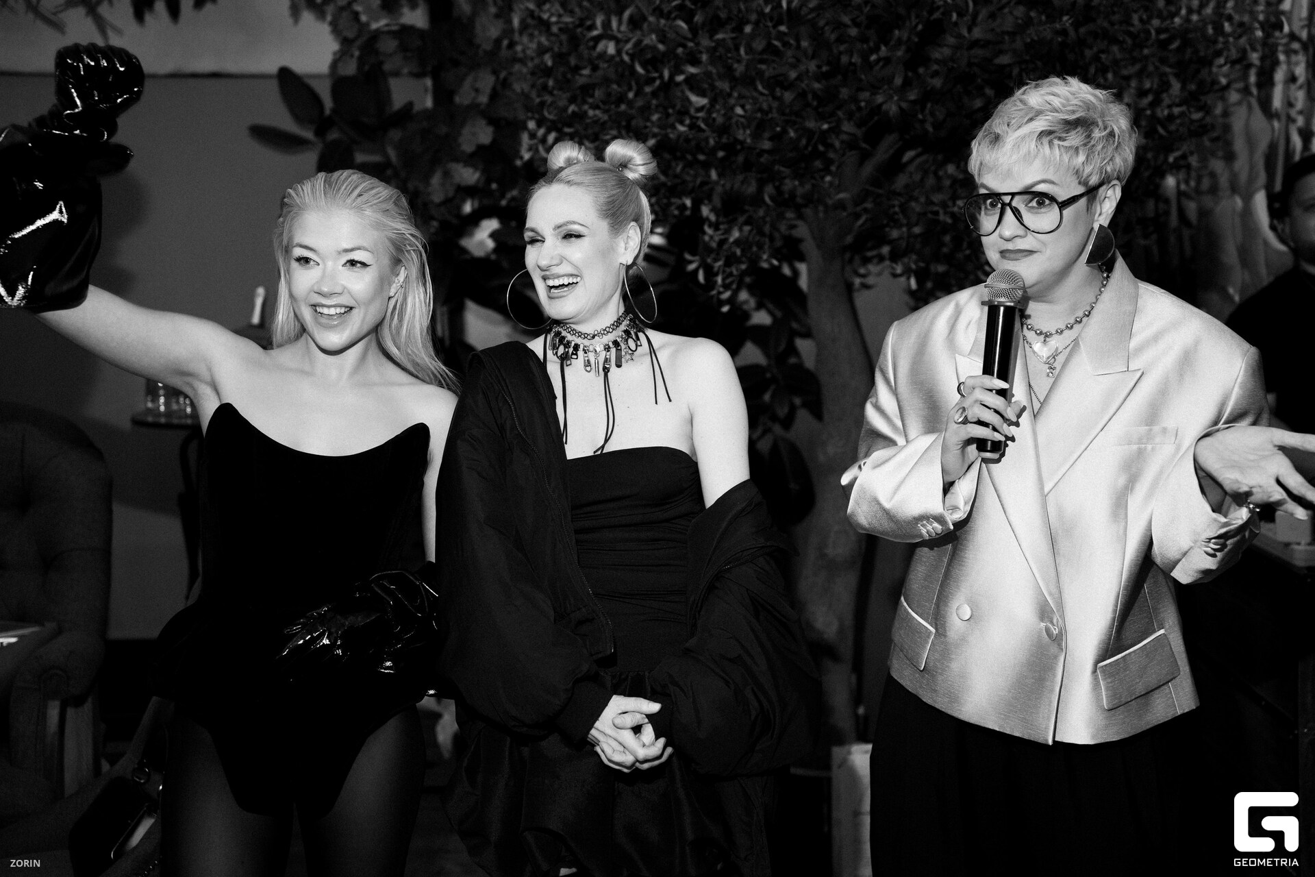 220-20-15-25-25-05-25- Zorin_resized.jpg