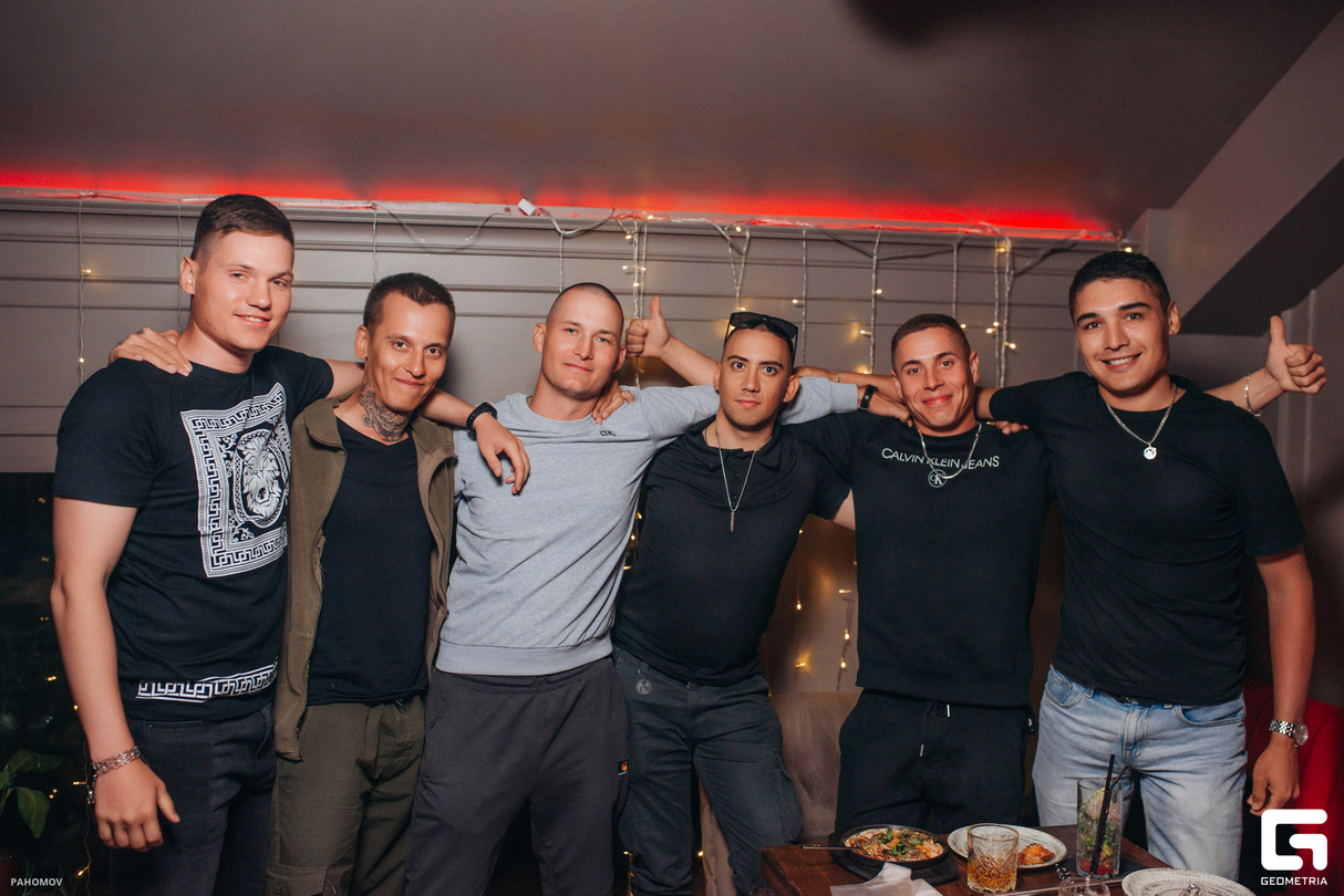 Saturday party 21