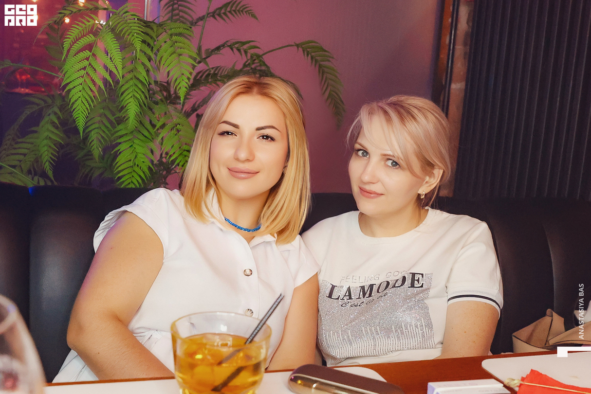 Weekend Party 23