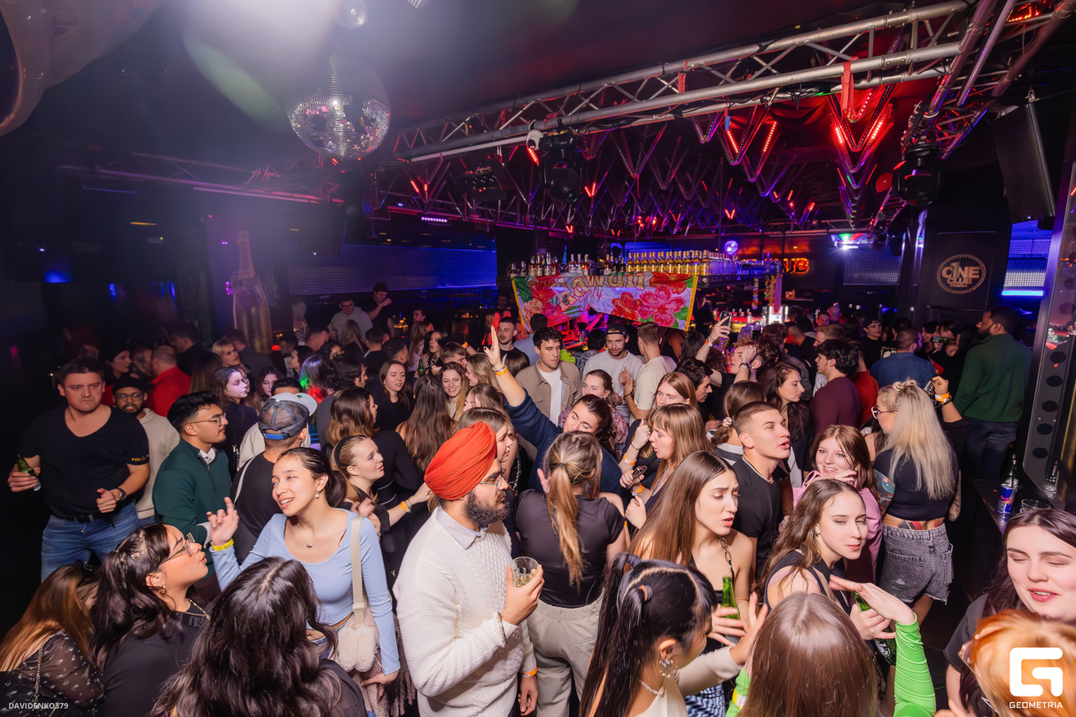 Friday Party at One Club 25