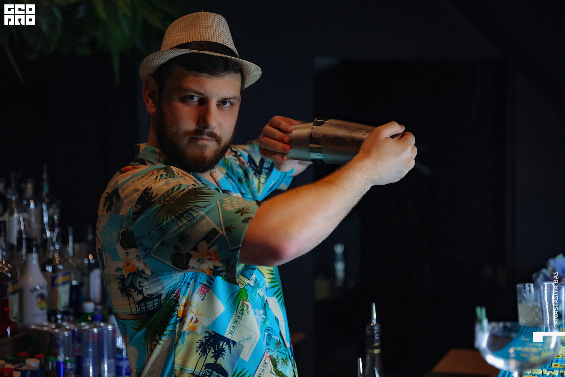 4.06 Applause-007.jpg