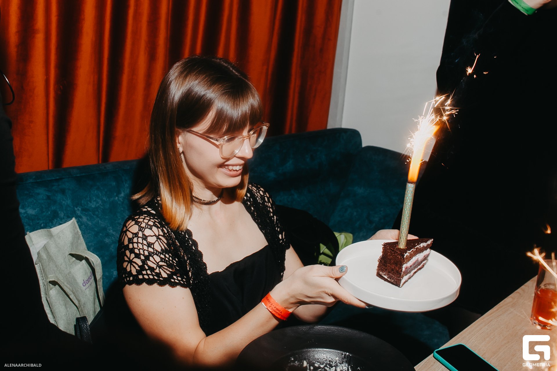 2023-12-08 20-00-38_alenaarchibald027.JPG