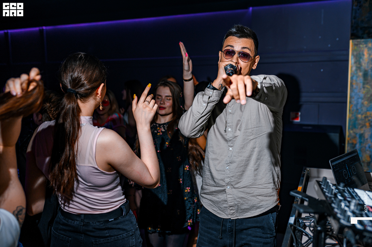 Shake weekend 20