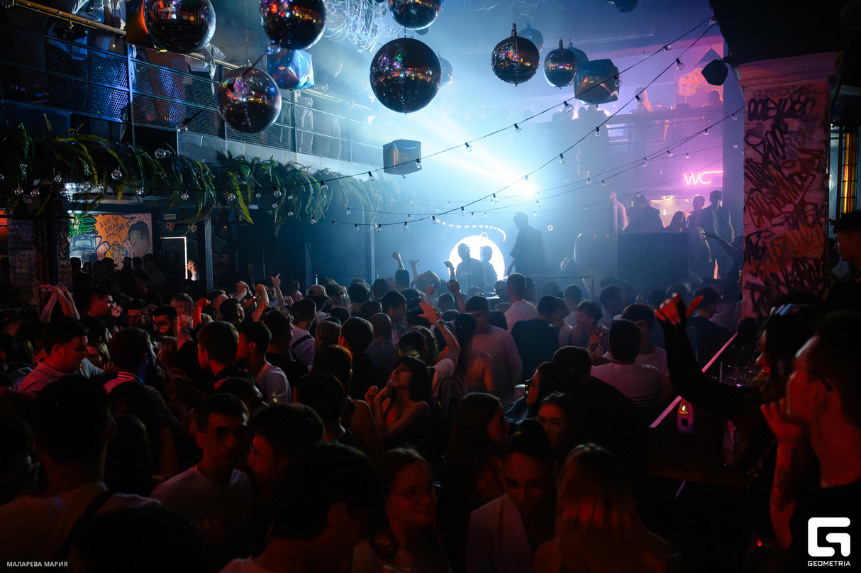 FUNKY PARTY 19