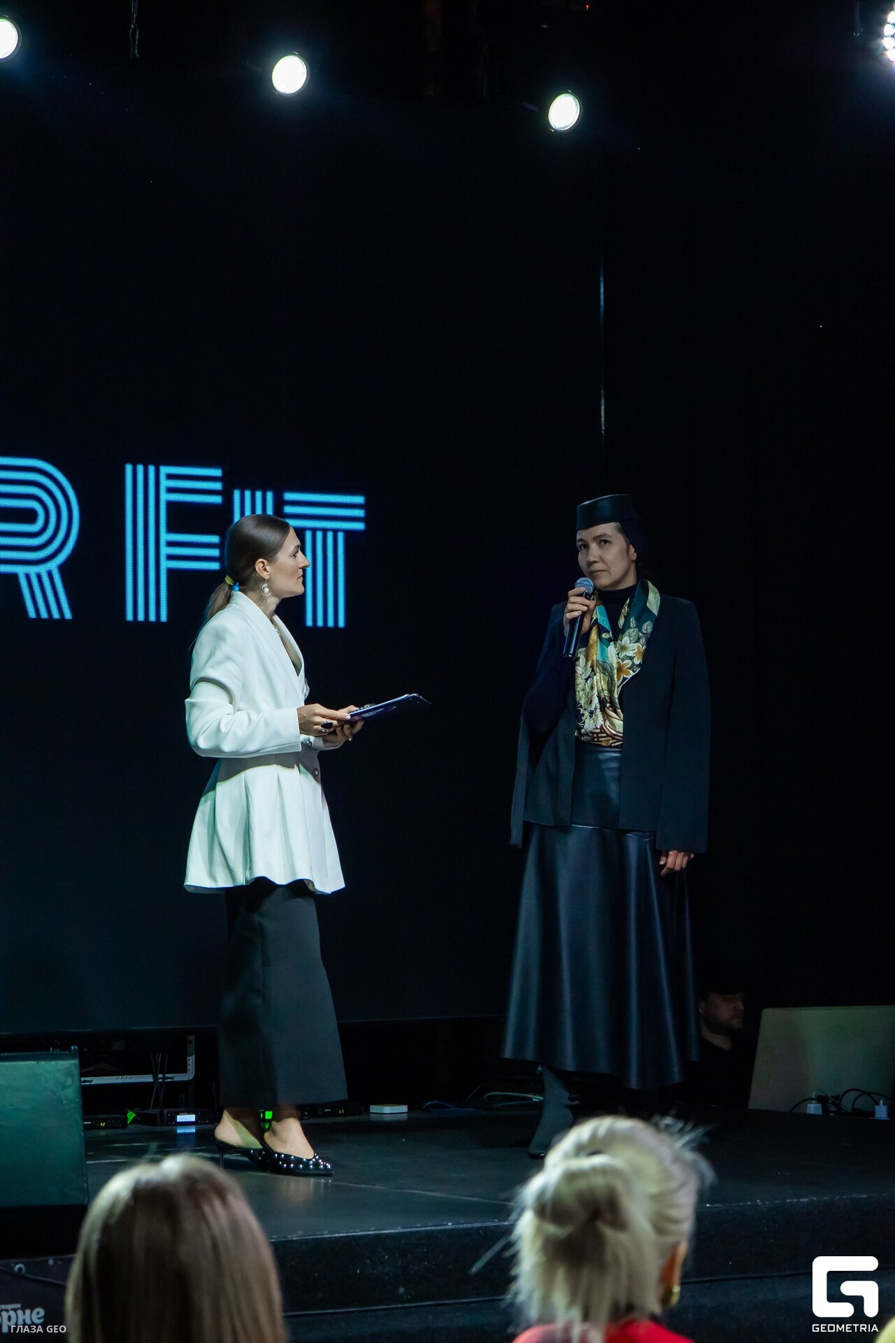 photo 176_resized.jpg