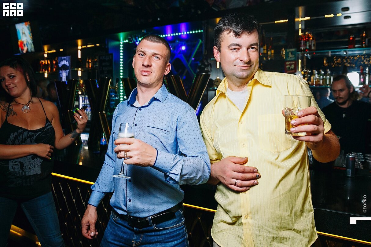 УЧИЛКИ & ЗАДНЯЯ ПАРТА 16