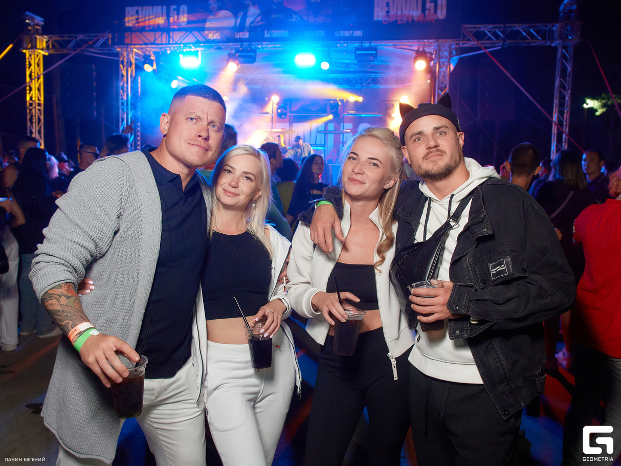 REVIVAL OPEN AIR 5.0 25