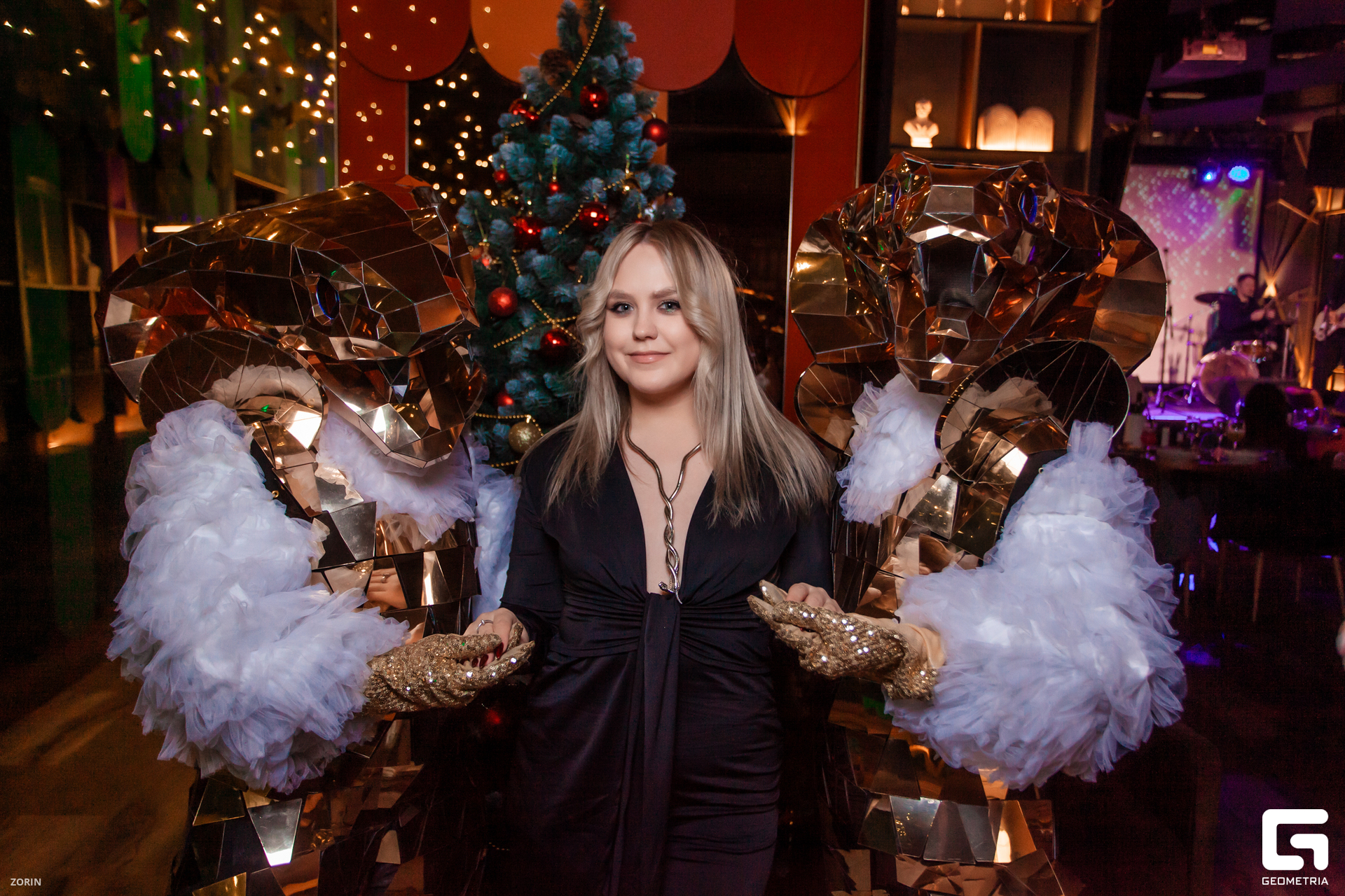 013-22-55-32-31-12-24- Zorin.jpg