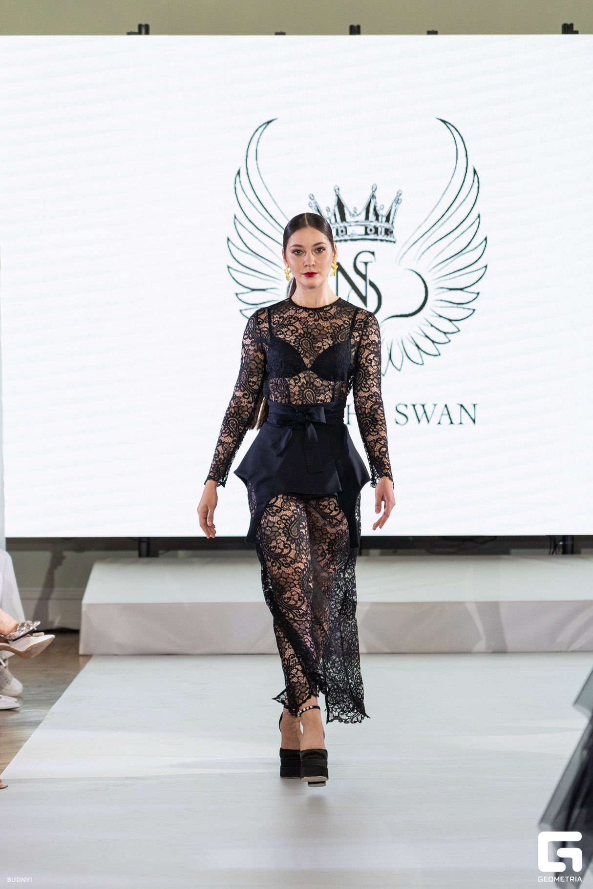 KRASNODAR FASHION SHOW в стиле Total White 29