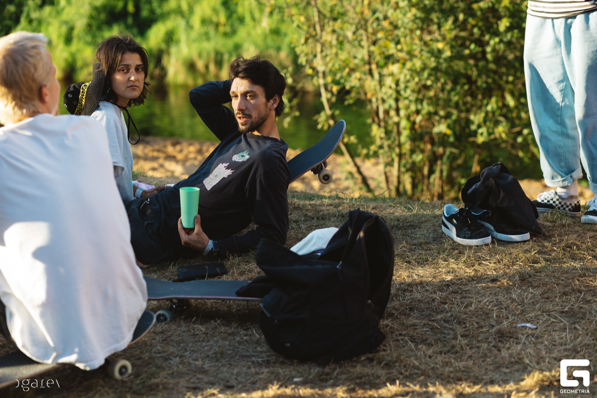 OUTLINE 2024-427-158.jpg