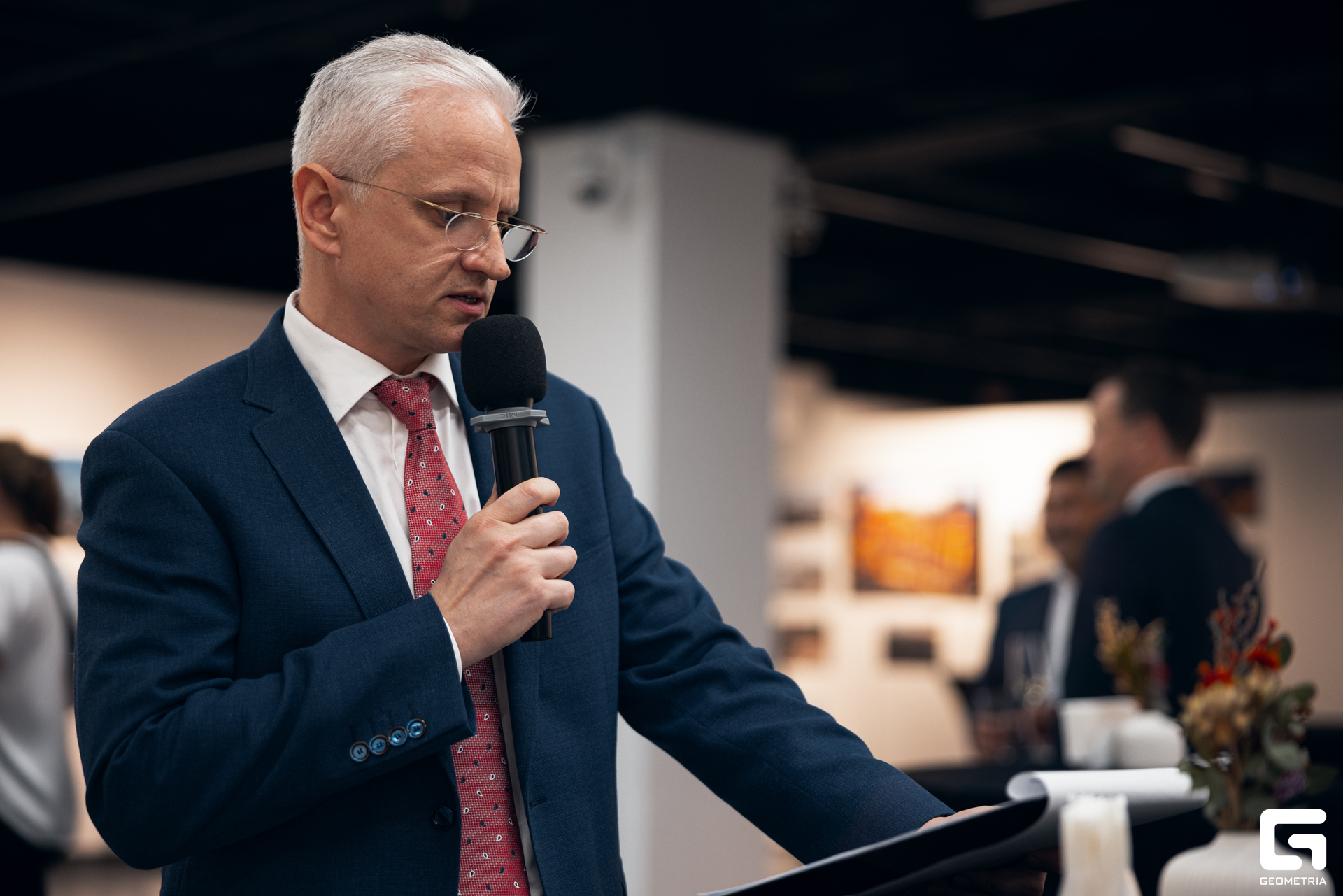 068-181024-2350 Комерсант-Михайлов.jpg