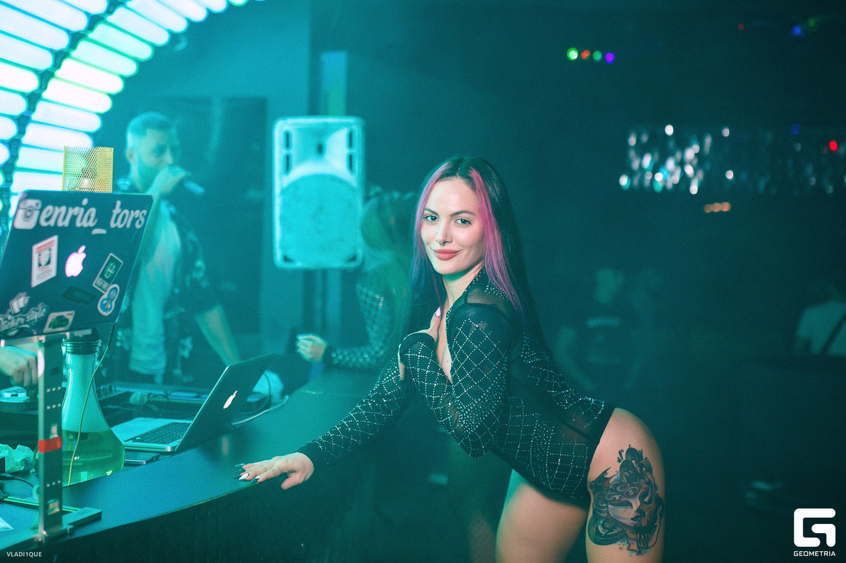 Weekend Party 18