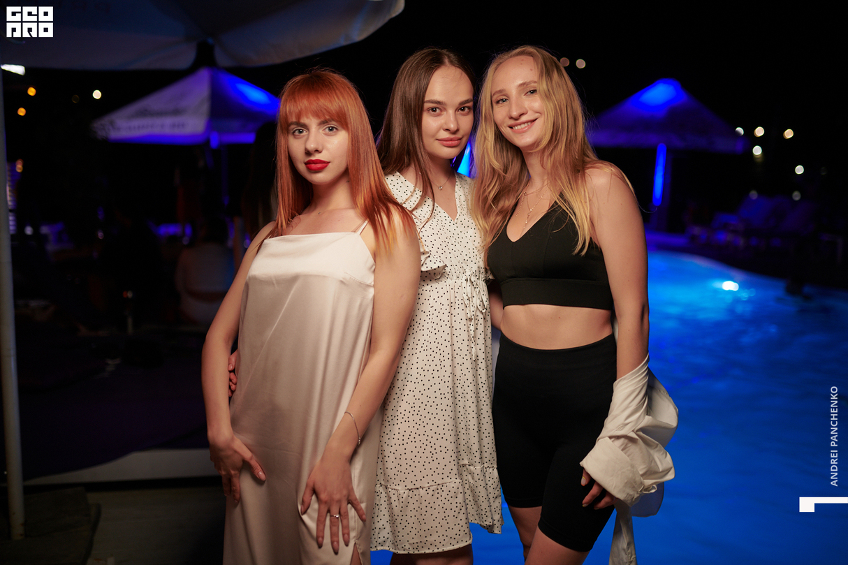 Пятница 30