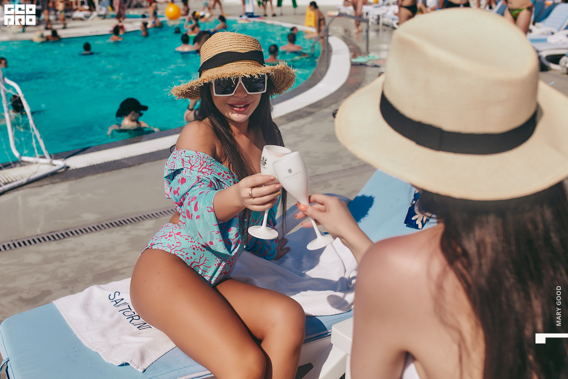 13.08.22 Santorini - Saturday055_6630.jpg