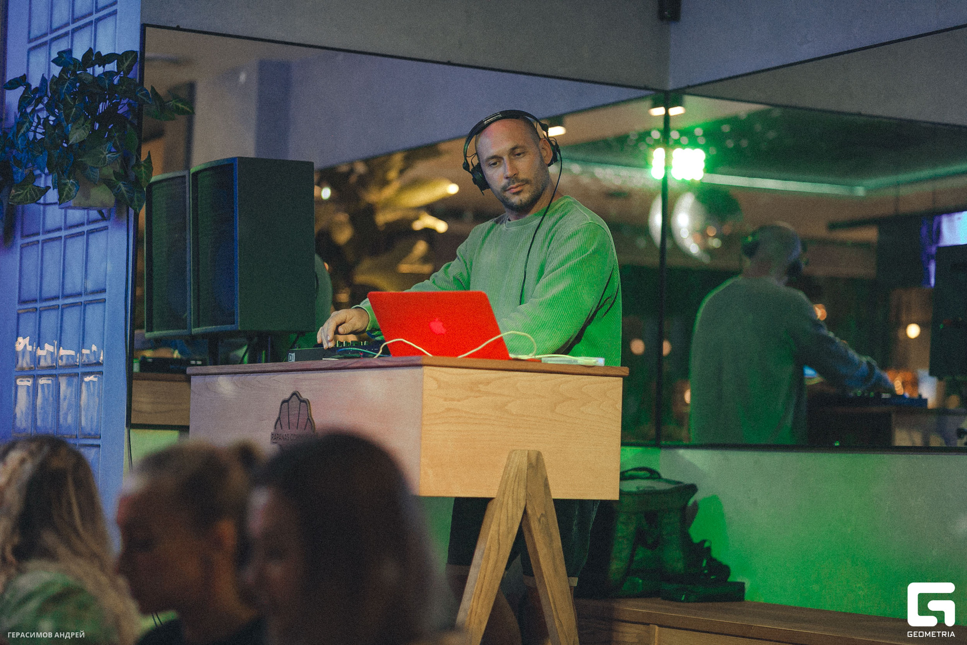 073 Мелодия 13.10.jpg