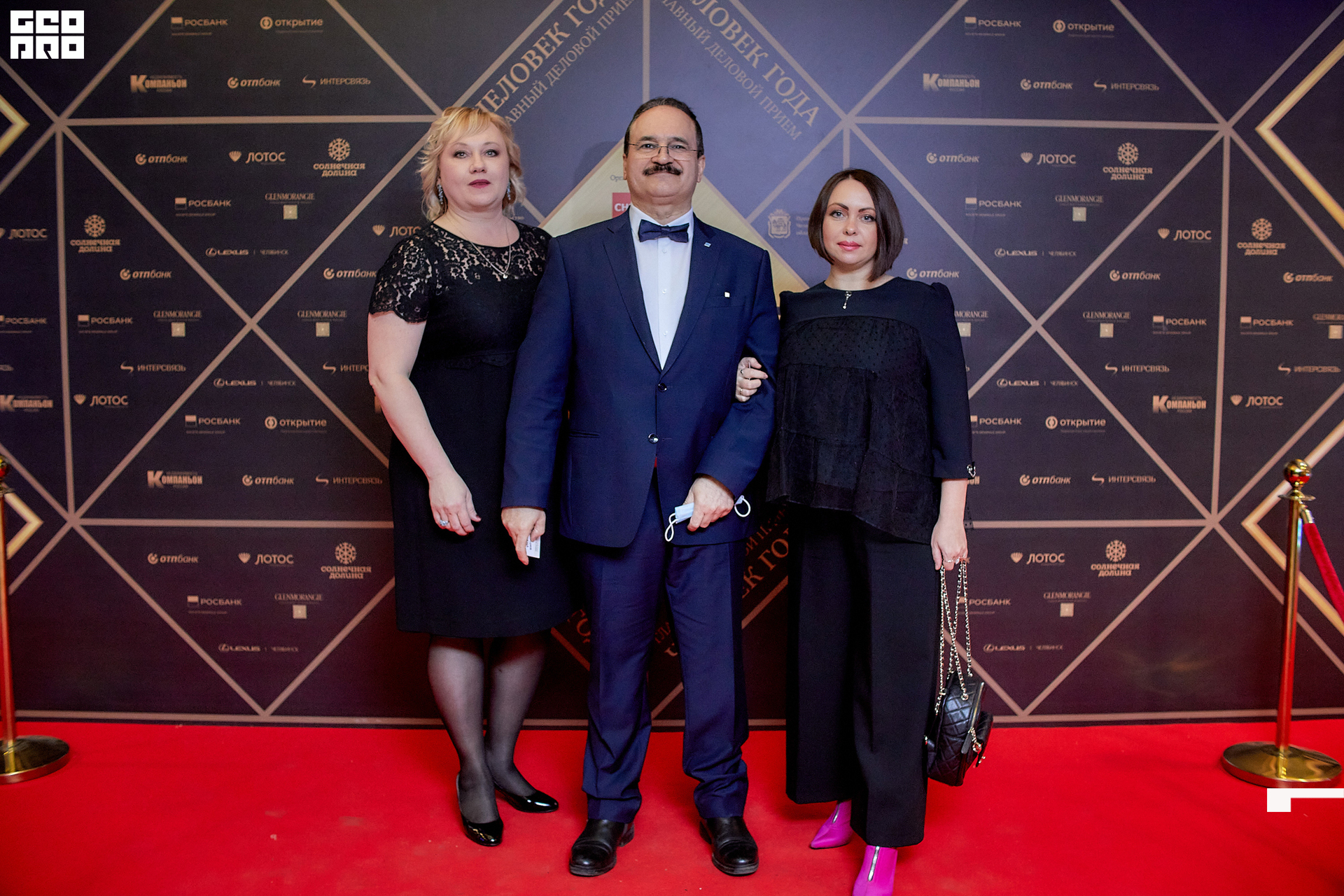 094_21-12-09 ISAEVA KASHIN SHVETS.jpg