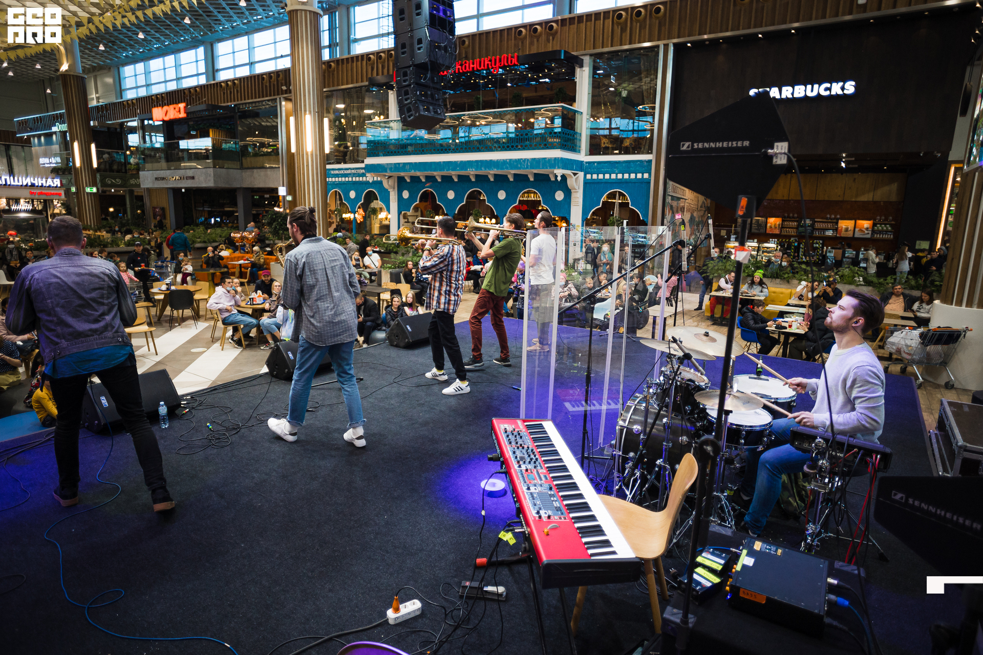 018-09-10-2021-13-43-Мега - Михайлов - 2560.jpg