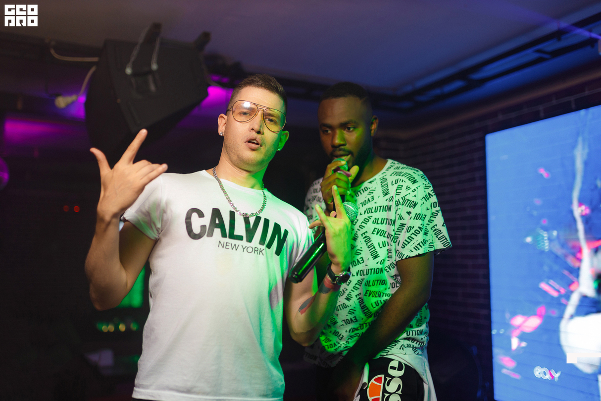 Friday party 9