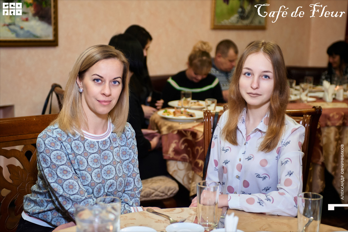 Пятница в кафе De Fleur 20
