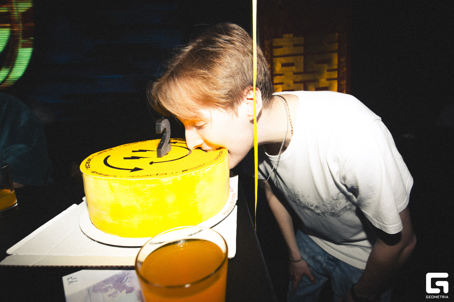 039 Repeat 10. 02.jpg