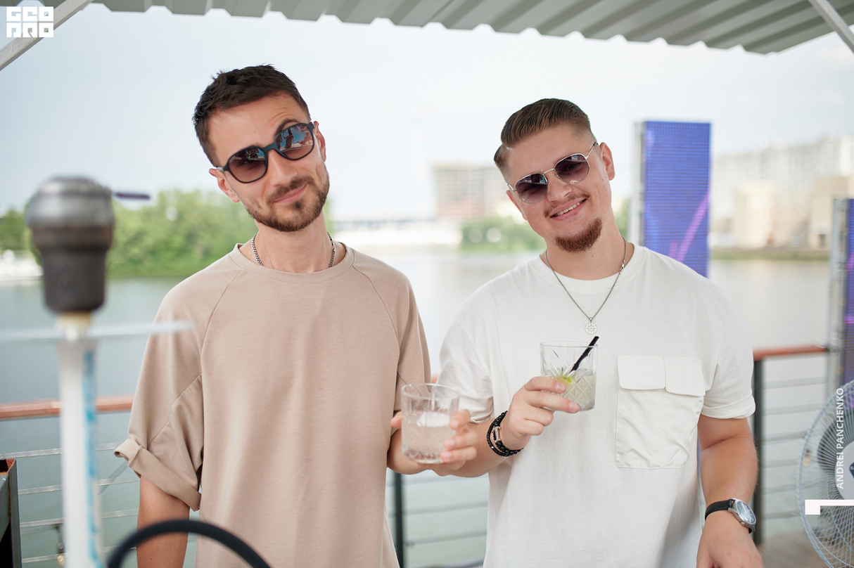Day pool party 24