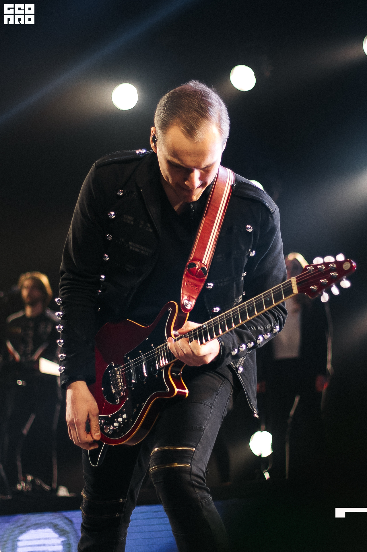 289_21-12-09 ISAEVA KASHIN SHVETS.jpg