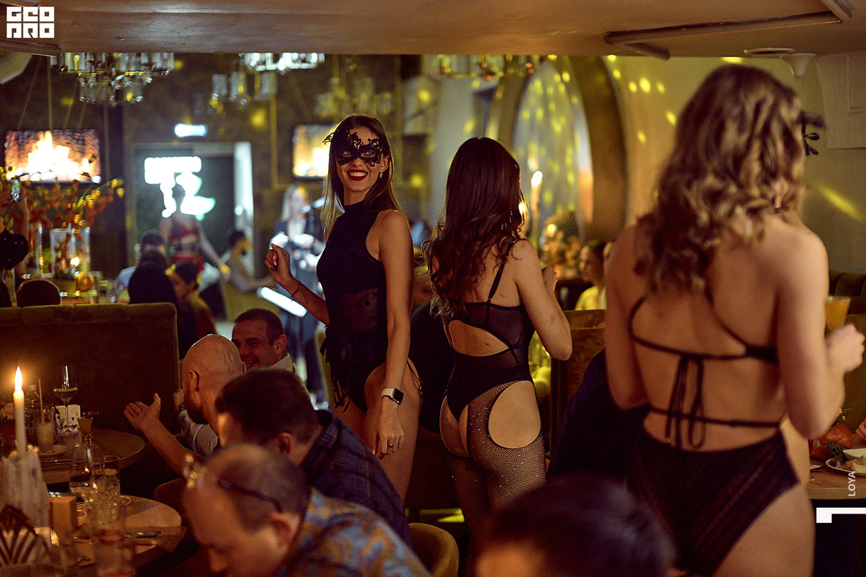 18+. Ужин по-взрослому в Pashkin Bar 20