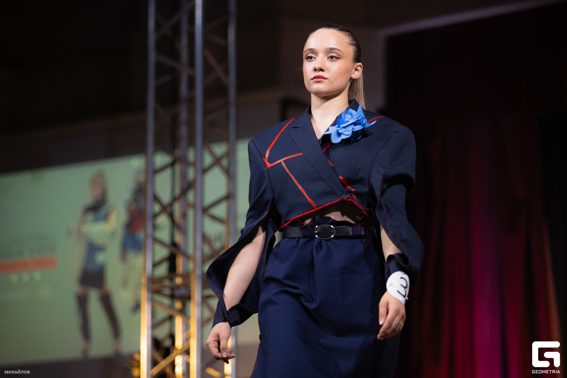 080-2305204327-Показ - Михайлов - 2560.JPG