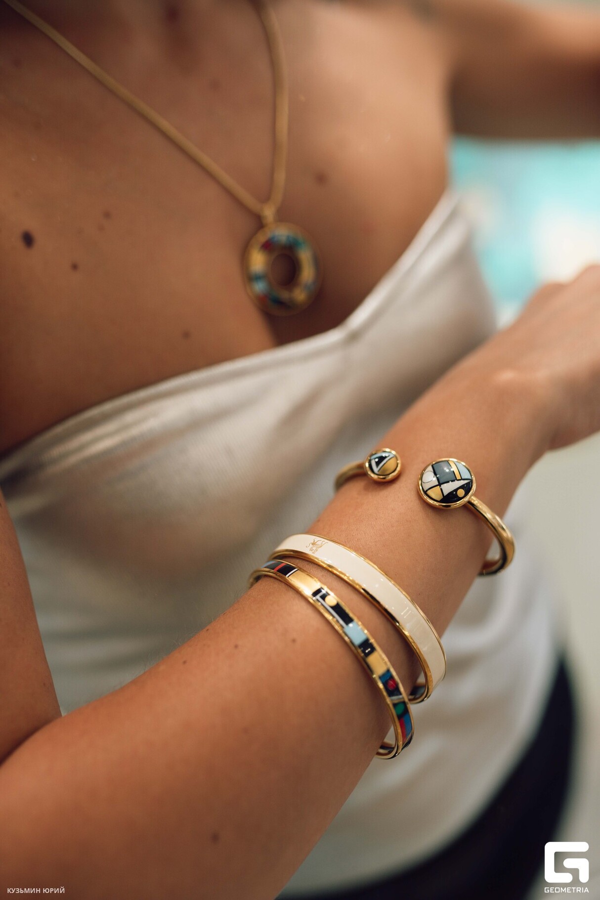 Shopping club в Frey Wille 26