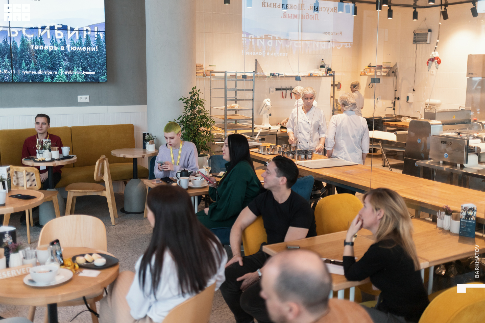 076 (1976) 25.11.22 @mibiyl.jpg