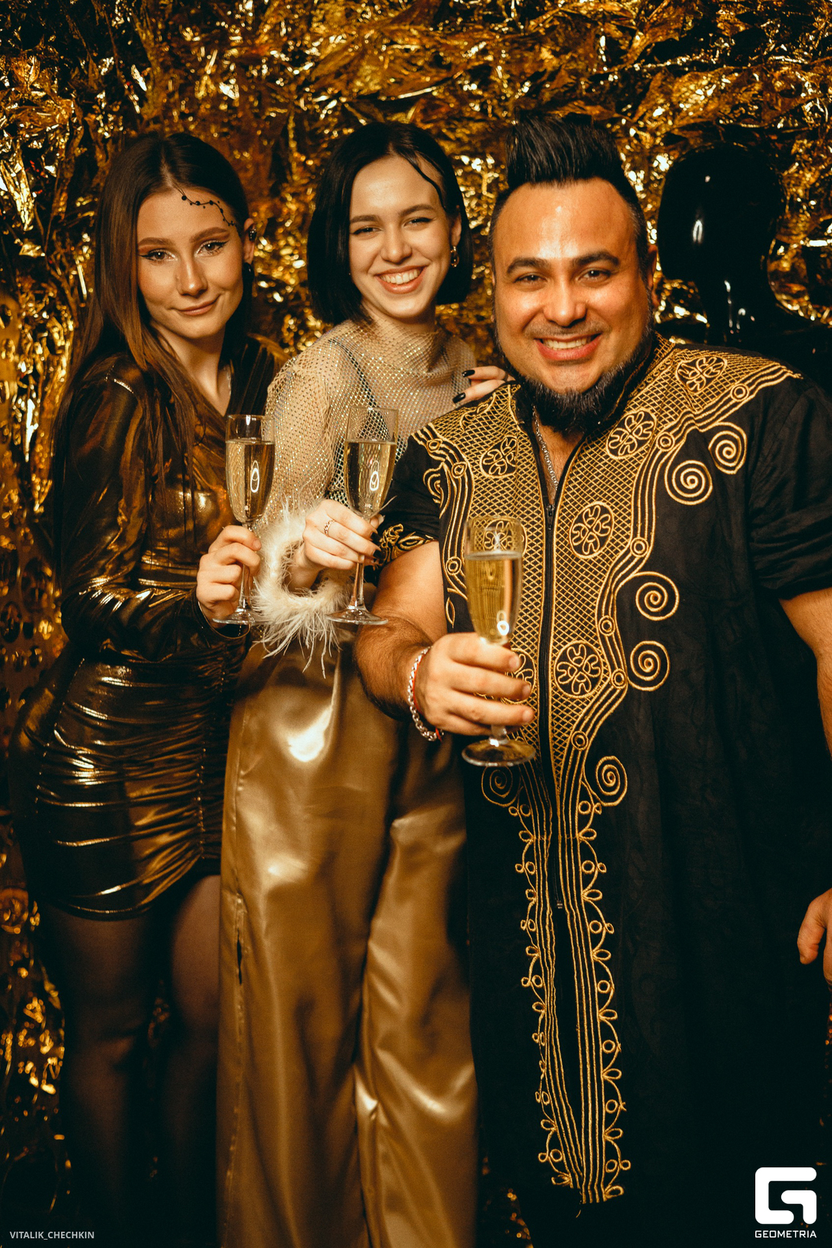 NIGHT OF GOLD в ЧАЙКЕ на Пляже 19