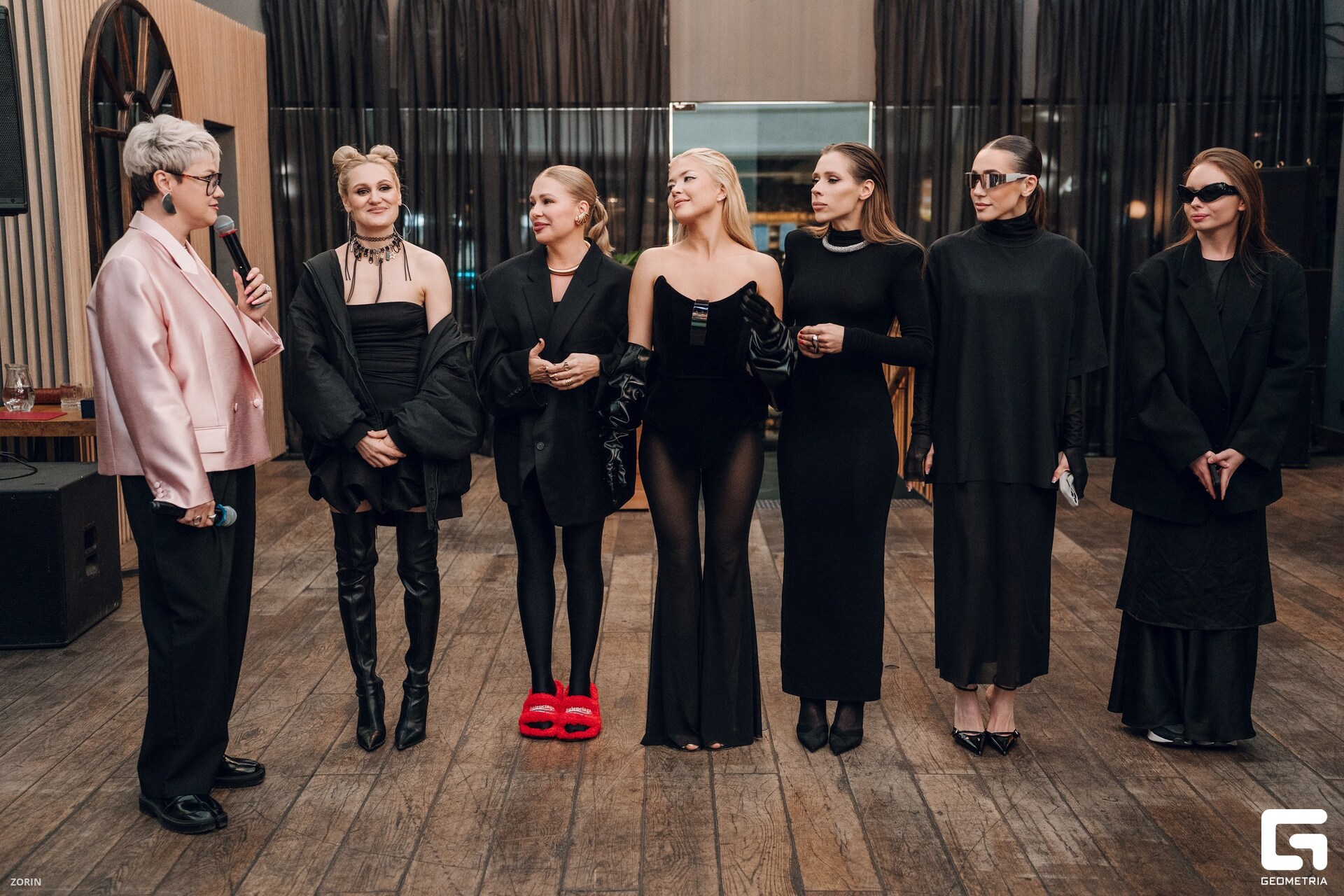 205-19-57-28-25-05-25- Zorin_resized.jpg