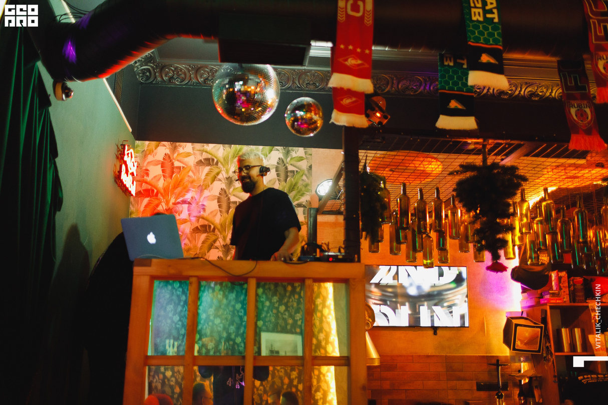Вечеринка в BNB BOYS BAR 24