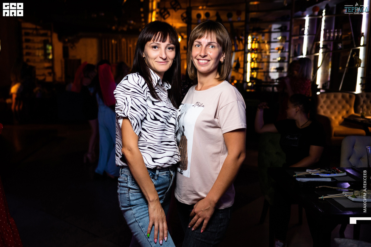 Суббота в кафе Терраса 28